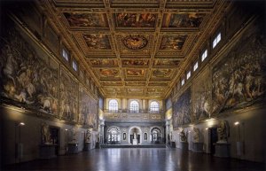 The Hall of Five Hundred - dinamakan seperti fungsinya untuk menjamu 500 orang tamu pada jamannya. Di sisi kiri terlihat lukisan dimana tulisan Cerca Trova berada.